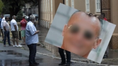 POLICIJA TRAGA ZA UBICOM MONSTRUMA SA CETINJA Već mu je suđeno zbog ubistva, hapšen i zbog terorizma!