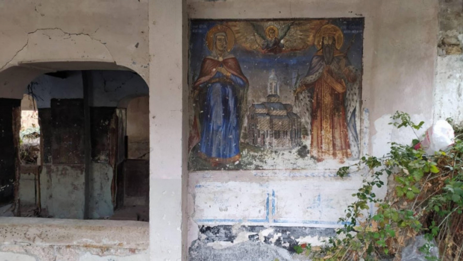 NOVI TEROR ŠIPTARA! Na srpsku crkvu u Prizrenu bačen molotovljev koktel!