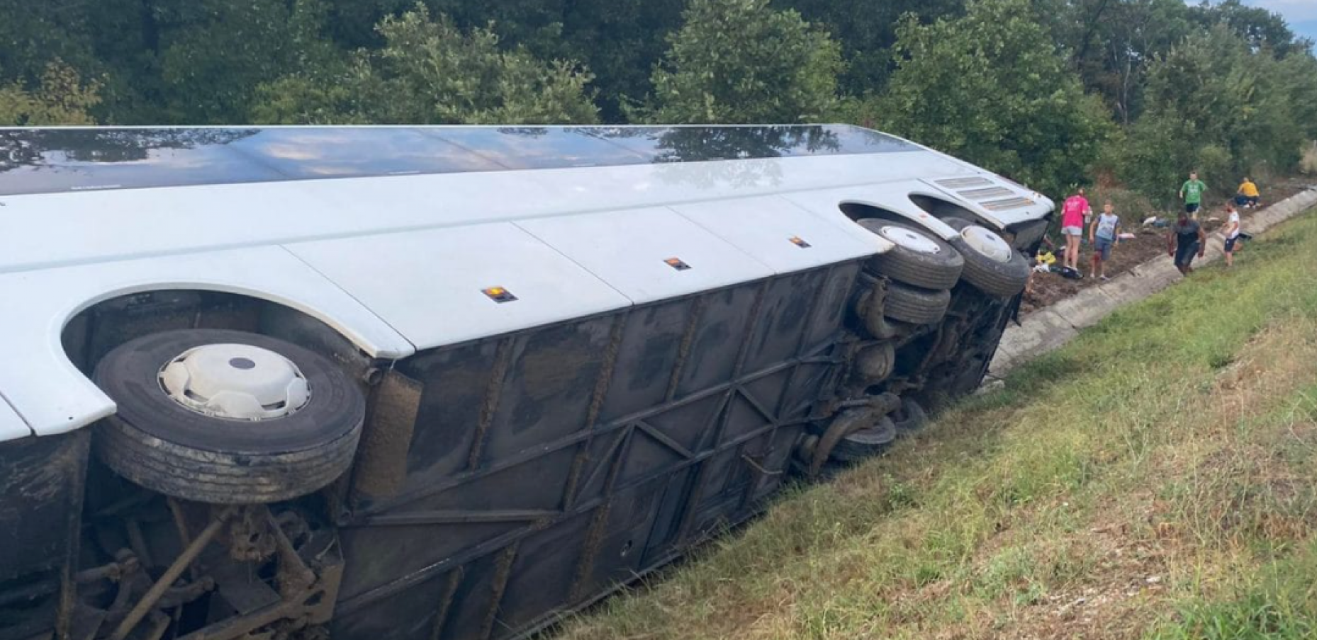 DRAMATIČNO Ispovest putnice iz autobusa koji se prevrnuo na auto-putu u Bugarskoj (VIDEO)