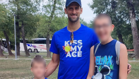 ĐOKOVIĆ PONOVO ODUŠEVIO ČITAVU PLANETU Majka autističnog dečaka podelila emotivnu priču o susretu Noleta i njenog sina (FOTO)