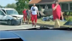 LANČANI UDES NA UMCI U sudaru četiri vozila jedna osoba povređena (VIDEO)