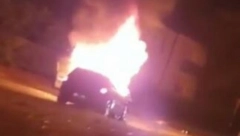 POLICAJCU U BILEĆI ZAPALJEN AUTOMOBIL: Uviđajem utvrđeno da je vozilo posuto zapaljivom tečnošću