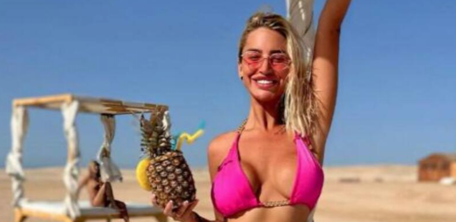 KUPUJE BESNU MAŠINU Aleksandra Nikolić se oglasila iz Egipta, tražila pomoć, pa rešila da se počasti