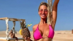 KUPUJE BESNU MAŠINU Aleksandra Nikolić se oglasila iz Egipta, tražila pomoć, pa rešila da se počasti