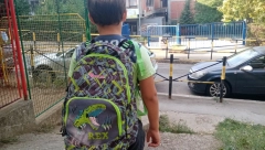 PALI LOPOVI IZ BELE PALANKE I NIŠA Učenicima krali telefone, rančeve i odeću vrednosti 75.000 dinara!