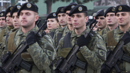 ALBANCI DO JUČE KLALI SRBE, A SADA IH ZOVU U VOJSKU! Neviđena provokacija! Lažna država priprema zakon po kojem će svi muškarci služiti vojni rok