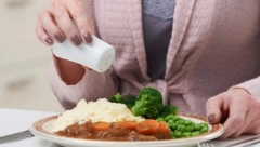 "UBEĐENA SAM DA MI OVA VEČERA JE POPRAVILA ZDRAVLJE": Žena je 20 dana jela povrće koje je preporodilo