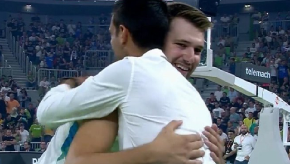 POZDRAV DVOJICE VELIKANA Evo kako je protekao susret Novaka i Dončića (FOTO)