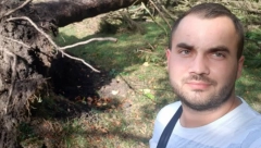 DRAMA U LJUBLJANI, STABLO SE SRUŠILO NA ŽENU I DETE A ovaj heroj iz Modriče ih je spasio (FOTO)