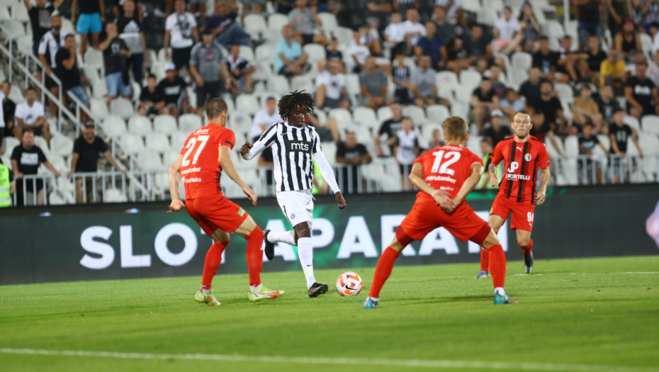 PARNI VALJAK PONOVO MELJE Evo kako su crno-beli razbili Maltežane u prvom poluvremenu (VIDEO)