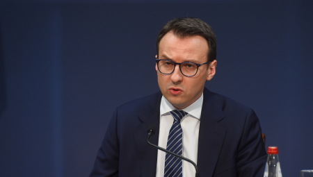 OPOZICIJA NE PRESTAJE! Obradović opet u "teoriji zavere"! Petković odgovorio: Autoprojekcija je čudo!