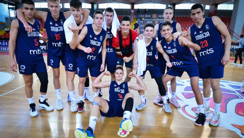 NEVEROVATAN EPILOG Srbija sa Hrvatskom za ostanak u eliti?