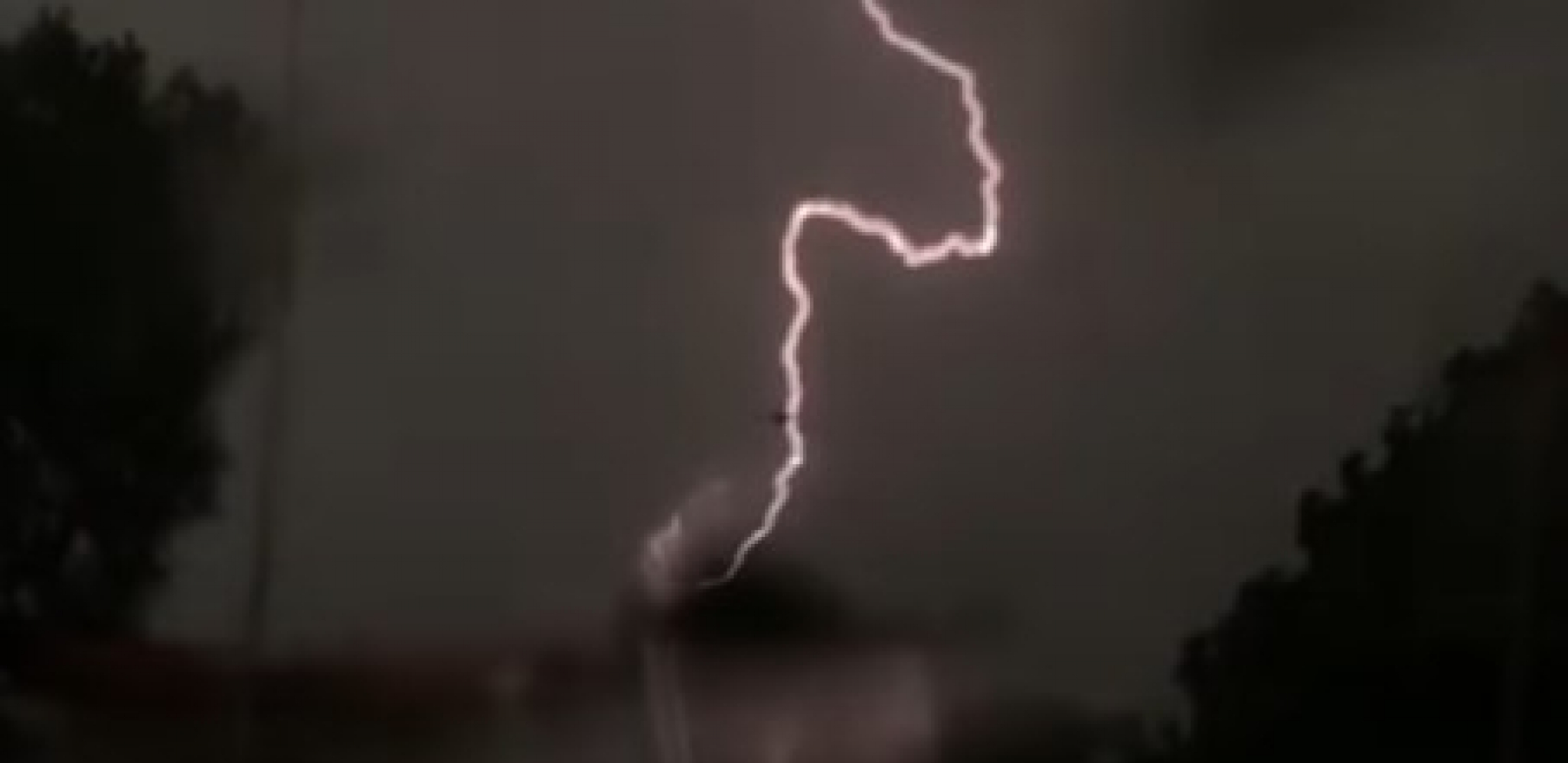 UDARIO GA GROM A NJEMU SKORO NIŠTA Čovek iz Leskovca čudo medicine, sad ga zovu čovek-grom