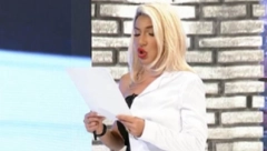 UMALO SEVNULO I MEĐUNOŽJE Jovana Jeremić stajlingom u programu uživo napravila opštu pometnju, svi su odmah primetili ovaj detalj (FOTO)