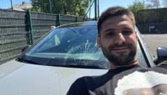 MITAR PRAVI HAOS U FULAMU Oštetio saigraču automobil, pa uradio nešto što je nasmejalo celu ekipu (FOTO)
