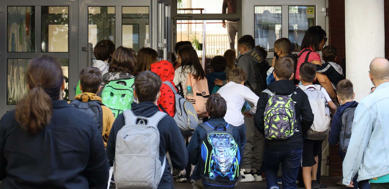 PRODUŽAVA SE ZIMSKI RASPUST? Oglasilo se Ministarstvo prosvete