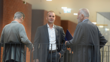 PAPIĆU 16 MESECI ROBIJE Prljavi načelnik SBPOK osuđen zbog vraćanja vozila Marku Miljkoviću Mesaru