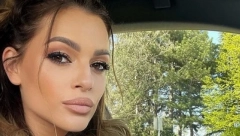 RASTOPILA MNOGA SRCA Jelena Kostov pokazala trudnički stomak: Mnogo smo porasli (FOTO)