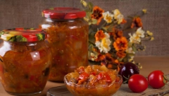 UKUSNIJA OD AJVARA Lovačka salata, broj 1 među teglama zimskih đakonija