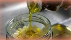 Žene se kunu u ovaj serum: Vid bolji, koža glatka i zategnuta, kosa sjajna i gusta