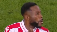 SPORNA SITUACIJA NA "MARAKANI" Kanga se iznervirao zbog izmene, nije ni ruku pružio Stankoviću (VIDEO)