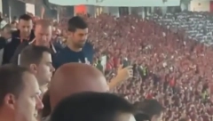 SKORO DA GA NIKO NIJE NI PRIMETIO Đoković se neprimetno ušetao na "Marakanu", opet je bio uz Zvezdu (VIDEO)