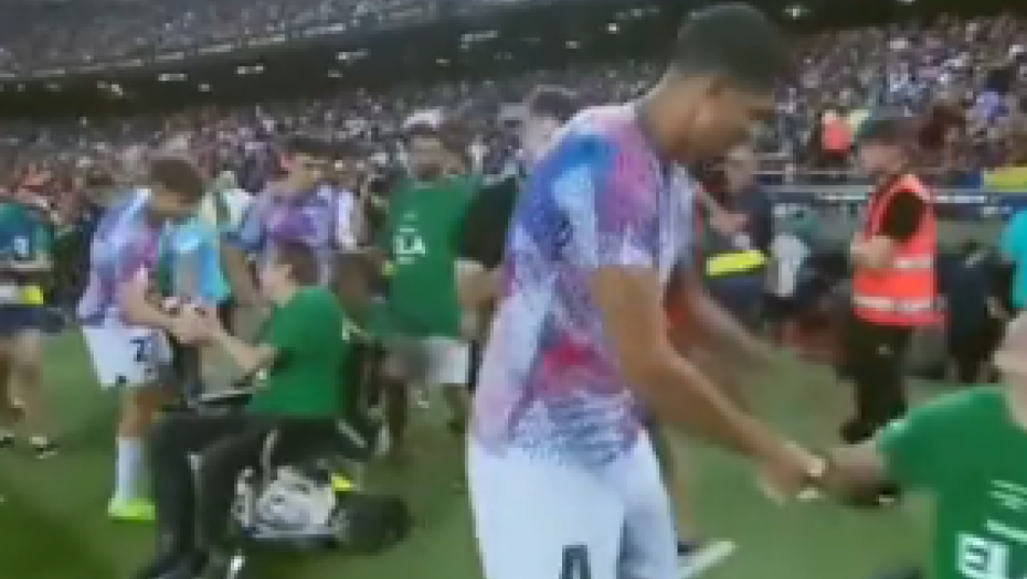 STRAŠNO SU SE OBRUKALI Barsa i Siti igrali za bolesne, pa skoro svi bežali od njih: Samo dva igrača imaju veliko srce (VIDEO)