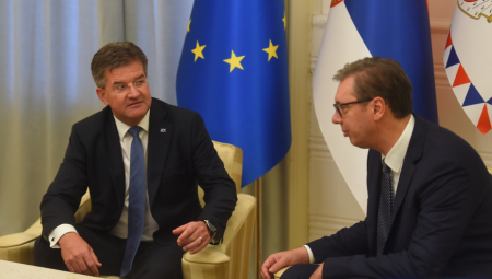 U TOKU RAZGOVOR VUČIĆA I LAJČAKA Petković: Predsednik upozorio specijalnog izaslanika na sve posledice Kurtijevog ponašanja