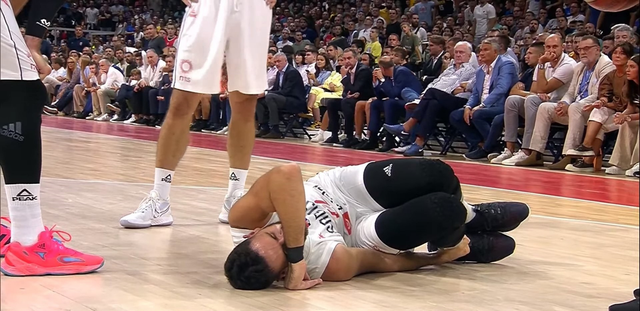 OVO JE ČEKALA CELA SRBIJA Micić progovorio o povredi, izgovorio je samo dve reči
