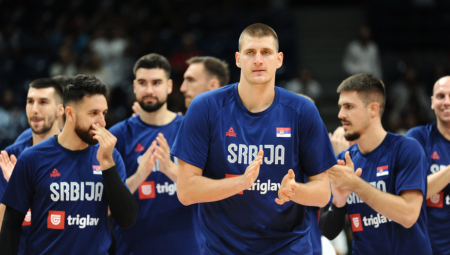 SPRSKI STRUČNJAK POTPUNO ISKREN ZA HRVATSKE MEDIJE Teodosić je radio ono što kapiten ne bi smeo, teško je biti selektor u tim godinama