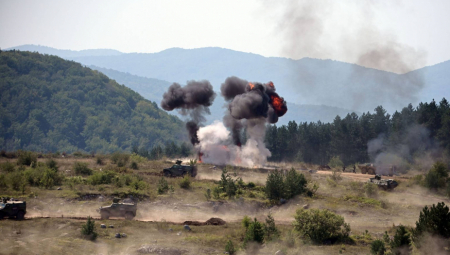 "NE IDI DALJE, GAĐA SE" Vojska Srbije izdala upozorenje!
