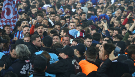 ZVEZDU ČEKA TEŽAK POSAO Trabzon remizirao sa Galatasarajem