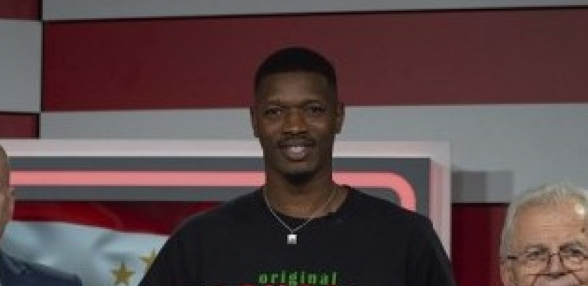 DRAGO MI ŠTO SAM U ZVEZDI Kulibali će se boriti rame uz rame sa "delijama" do cilja, a navijačima poručio sledeće