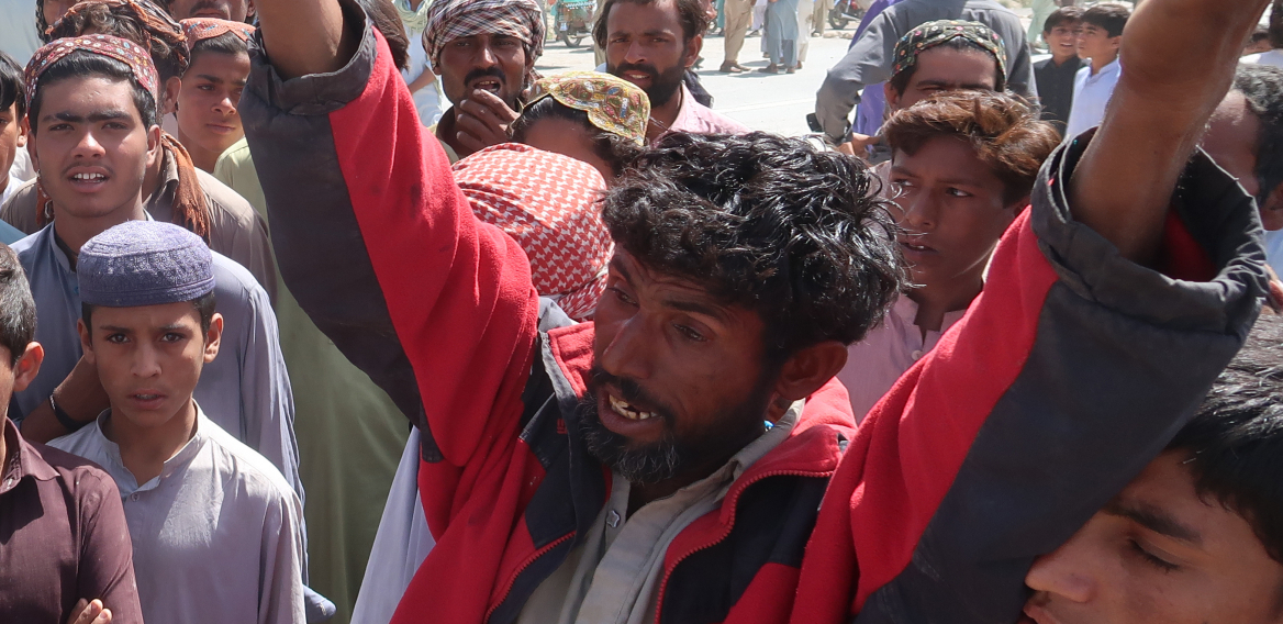 OSMORO DECE NASTADALO U URUŠAVANJU KUĆE Užasna nesreća na severu Pakistana