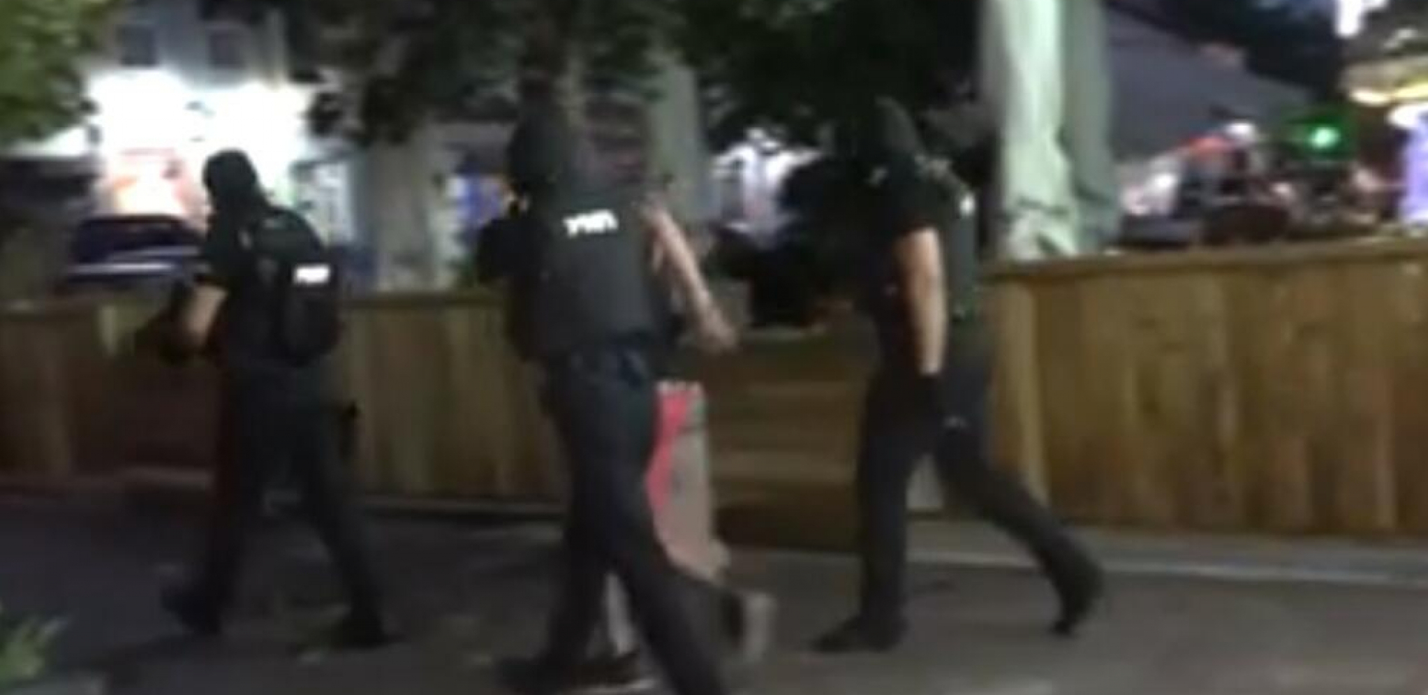 ZA NOĆ UZIMALI 200 EVRA PO DEVOJCI, PODVODILI IH KLIJENTIMA PO HOTELIMA Žena vođa kriminalne grupe za prostituciju, isplivali novi detalji