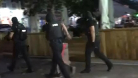 ZA NOĆ UZIMALI 200 EVRA PO DEVOJCI, PODVODILI IH KLIJENTIMA PO HOTELIMA Žena vođa kriminalne grupe za prostituciju, isplivali novi detalji