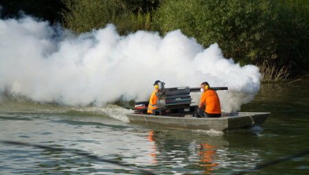 NASTAVLJA SE PRSKANJE PROTIV KOMARACA! Sutra u Beogradu na ovim lokacijama od 18 časova!