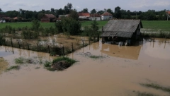 POPLAVA U ČAČKU PRESEKLA MOST NA POLA Pogledajte kakav haos je napravila nemilosrdna Čemernica, sanacija u toku (FOTO)