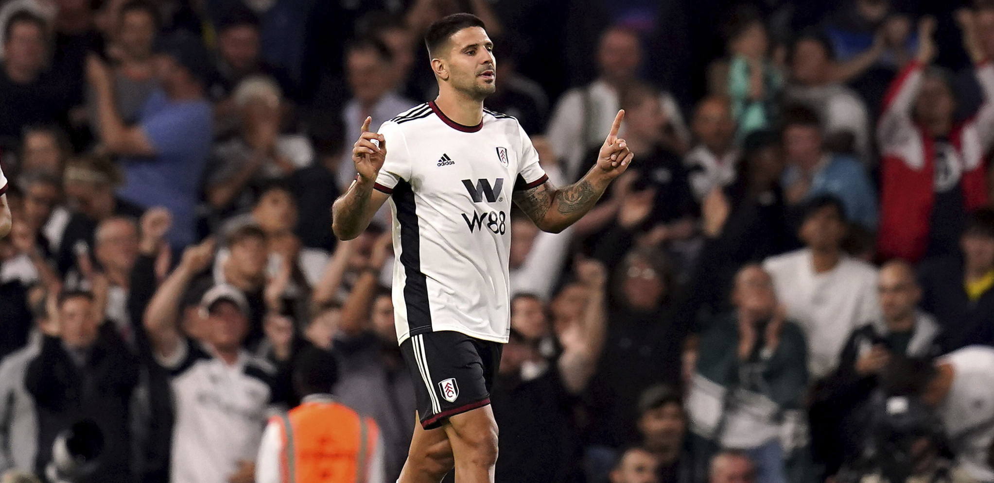 MITROGOL MAŠINA Srbin doneo pobedu Fulamu, remi Arsenala i Njukasla