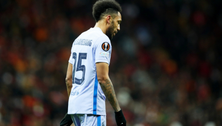 SPEKTAKULARAN KRAJ PRELAZNOG ROKA "Bomba" u Čelsiju, Liverpul završio veliki posao