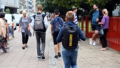 DECA U SRBIJI SVE VIŠE KONZUMIRAJU PIĆE KOJE MOŽE DOVESTI DO SMRTI Nije zabranjeno i dostupno je svima a lekari upozoravaju na posledice