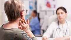 ČULA JE ZUJANJE U UŠIMA I DANIMA TRPELA BOL Kada su lekari otkrili šta se dešava ostala je šoku!