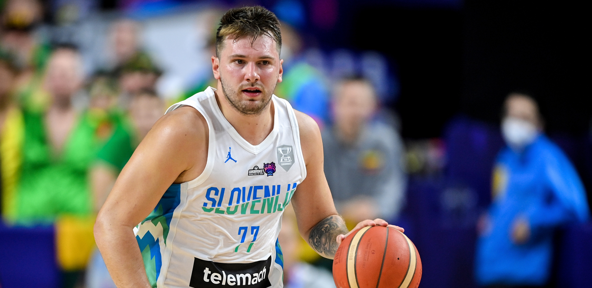 SPEKTAKL PRE MUNDOBASKETA Udariće Dončić na Janisa