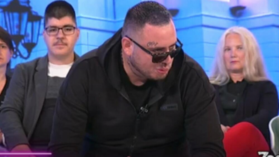 FILIP CAR PONOVO KRŠI STROGA PRAVILA Zadrugar se nije pojavio, voditeljka odmah oplela po njemu i isprozivala ga (VIDEO)