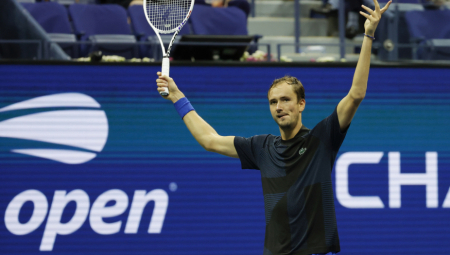 KLASIK NA US OPENU Medvedev zakazao derbi sa Kirjosom