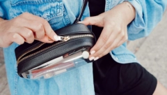 DOZOVITE BOGATSRVO I NOVAC U SVOJ DOM: Izračunajte koja boja novčanika je idealna za vas, krije se u datumu rođenja