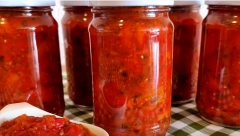 RECEPT ZA MAKEDONSKU LJUTICU: Pikantna zimnica je prava poslastica za sve gurmane
