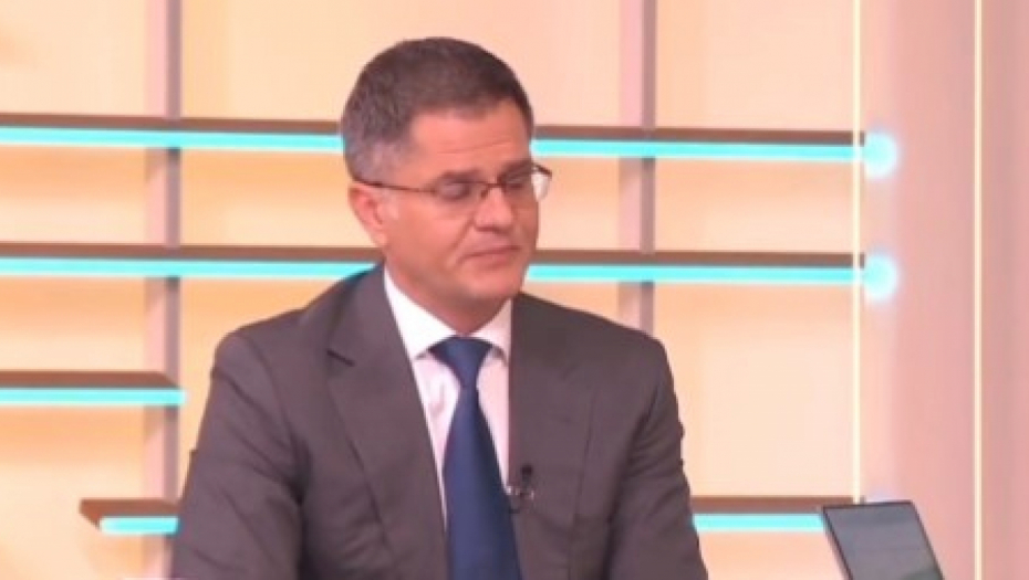 VODITELJKA PODSETILA JEREMIĆA NA DEO NJEGOVIH LAŽI Počeo da muca, upetljao se kao pile u kučine! (VIDEO)