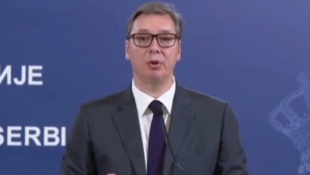 VUČIĆ RAZVALIO LICEMERE Novinar provocirao, predsednik ga dostojanstveno spustio na zemlju (VIDEO)
