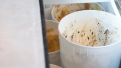 SVI OVO RADE, A NIKAKO NE BI TREBALO Zašto ne bi trebalo da držati hranu u posudama za sladoled?